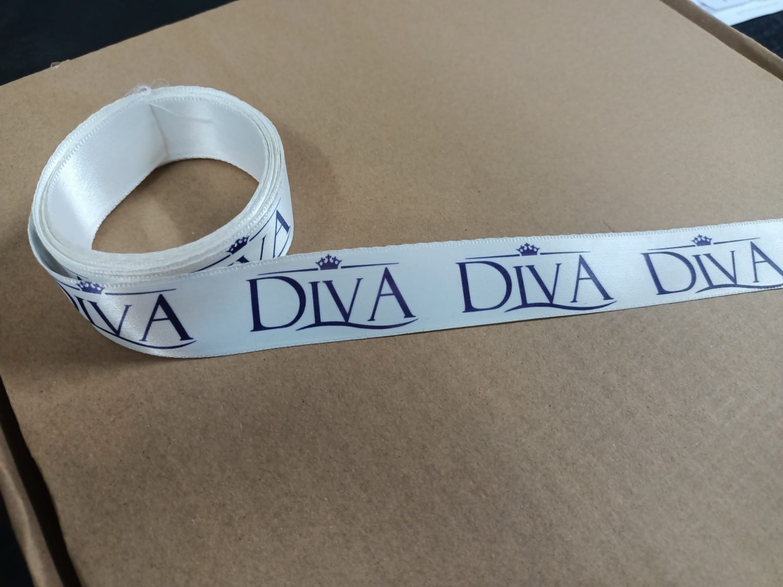 شريط هدايا مطبوع